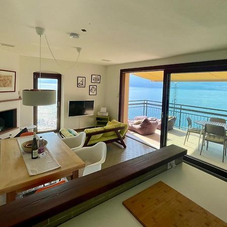 Casa Prima Vista Apartment Torri Del Benaco Bagian luar foto